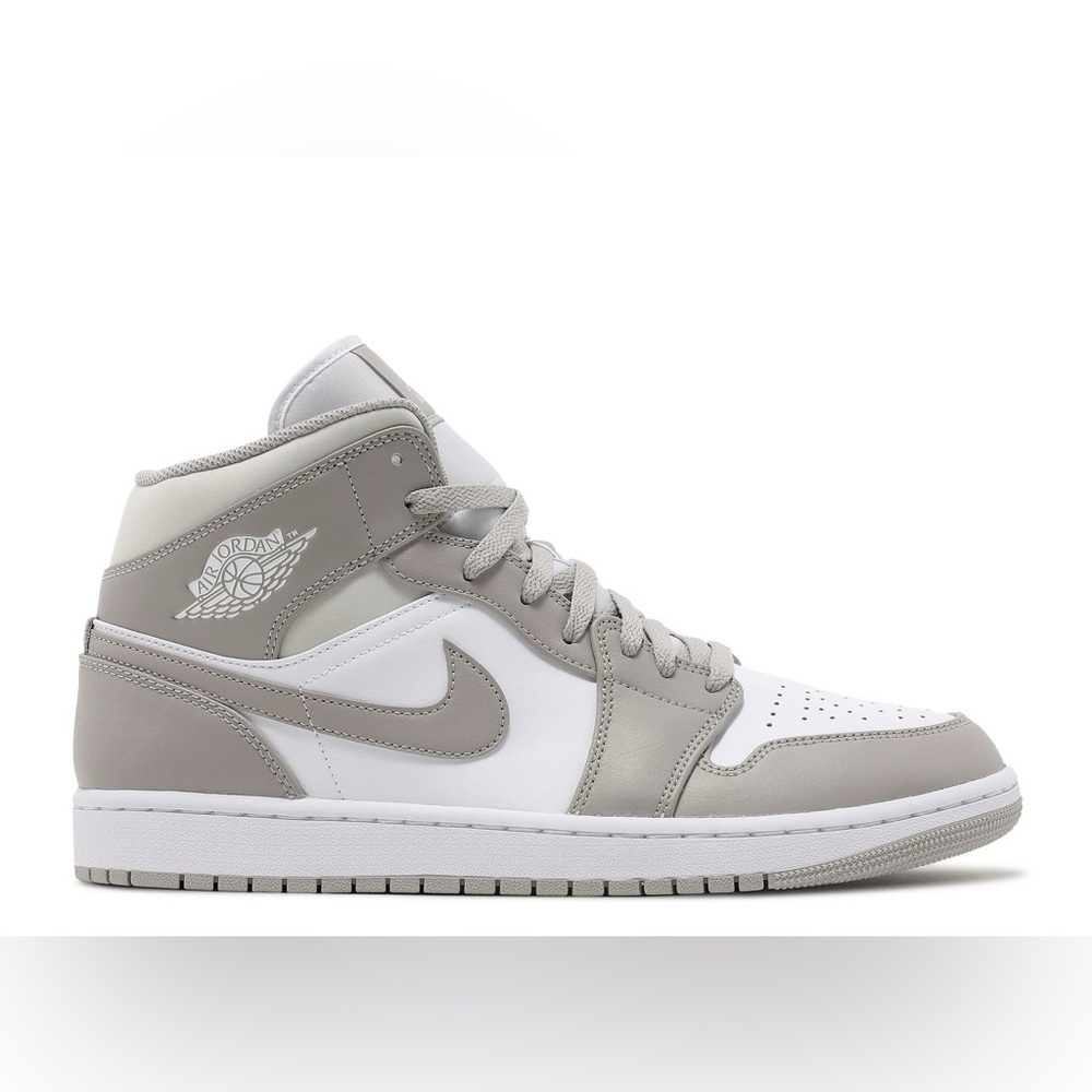 Nike Air Jordan 1 Mid Sneakers M8.5/W10